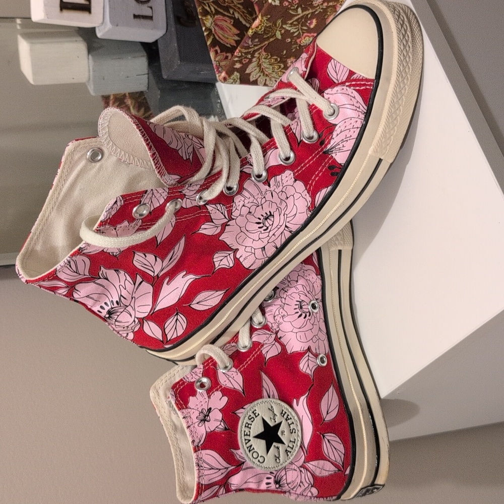 Converse Women's Pink and Red Floral High-Tops